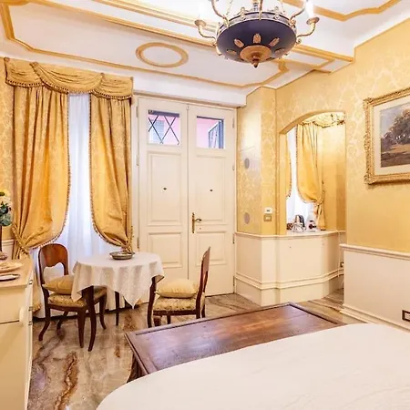 Ground Floor Luxe Historic Studio City Centre Apartmán Boloňa