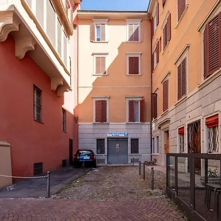 Ground Floor Luxe Historic Centre *