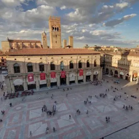 Ground Floor Luxe Historic Centre Bologna