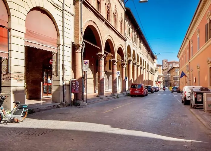 شقة Ground Floor Luxe Historic Centre بولونيا