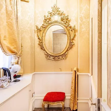 דירה Ground Floor Luxe Historic Centre *